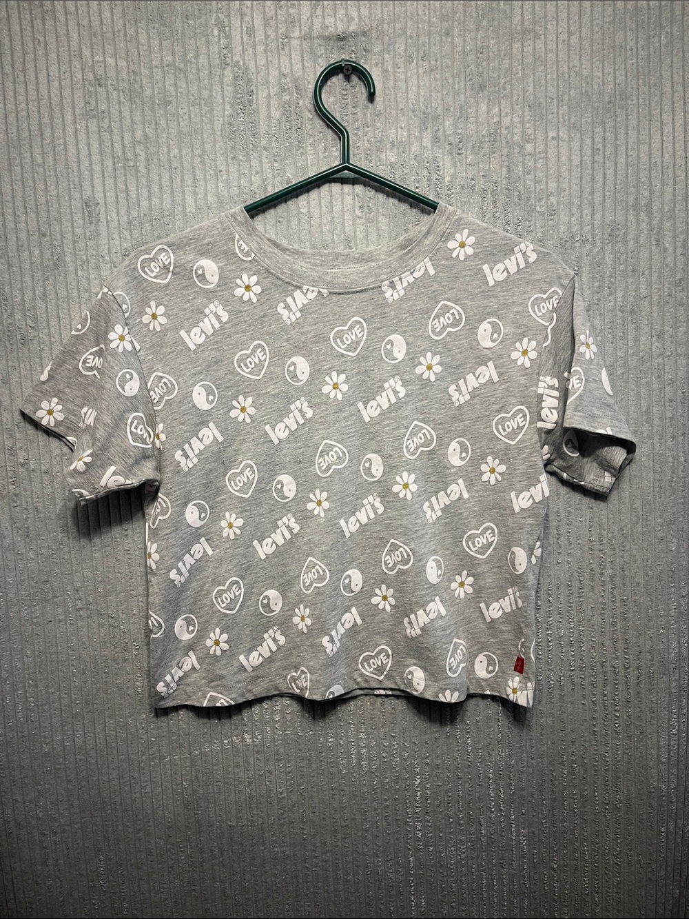 Levi's Gray Short-Sleeve Tee with White & Yellow Daisy Print Large